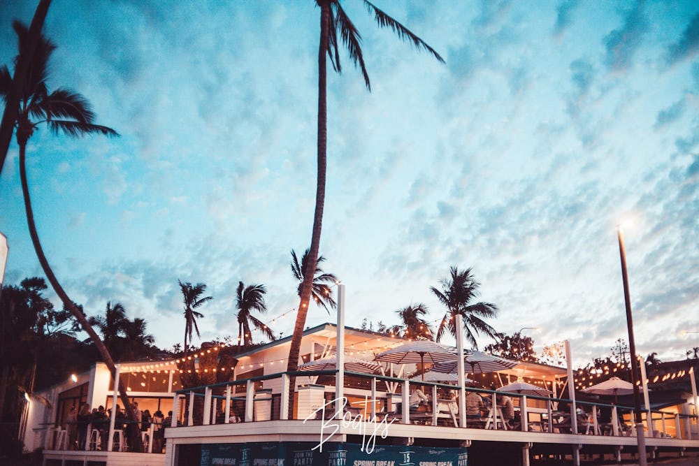 Base Backpackers Airlie Beach, Gateway to The Whitsundays Base Backpackers Airlie Beach, Gateway to The Whitsundays