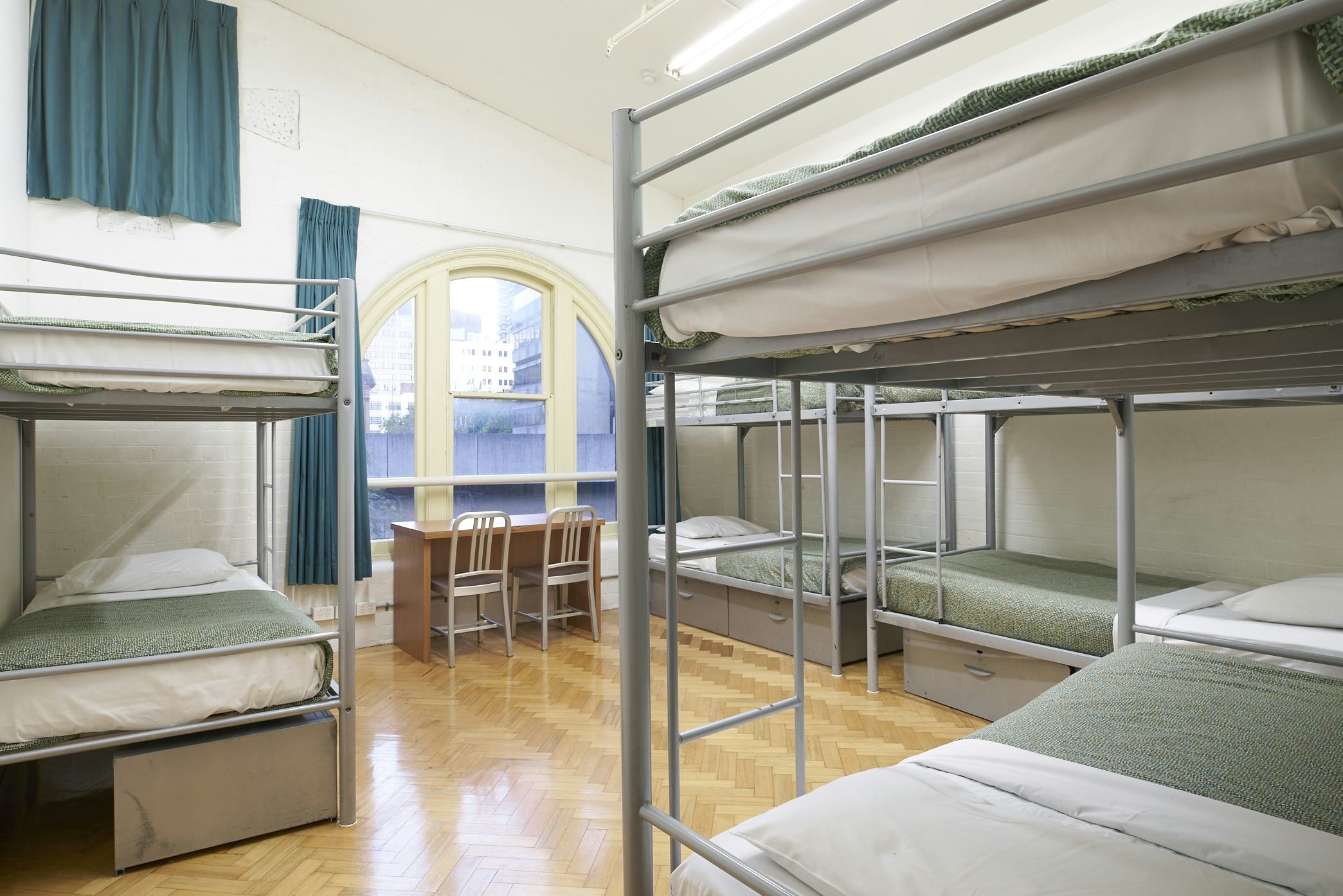 dorm accommodation at nomads sydney backpackers