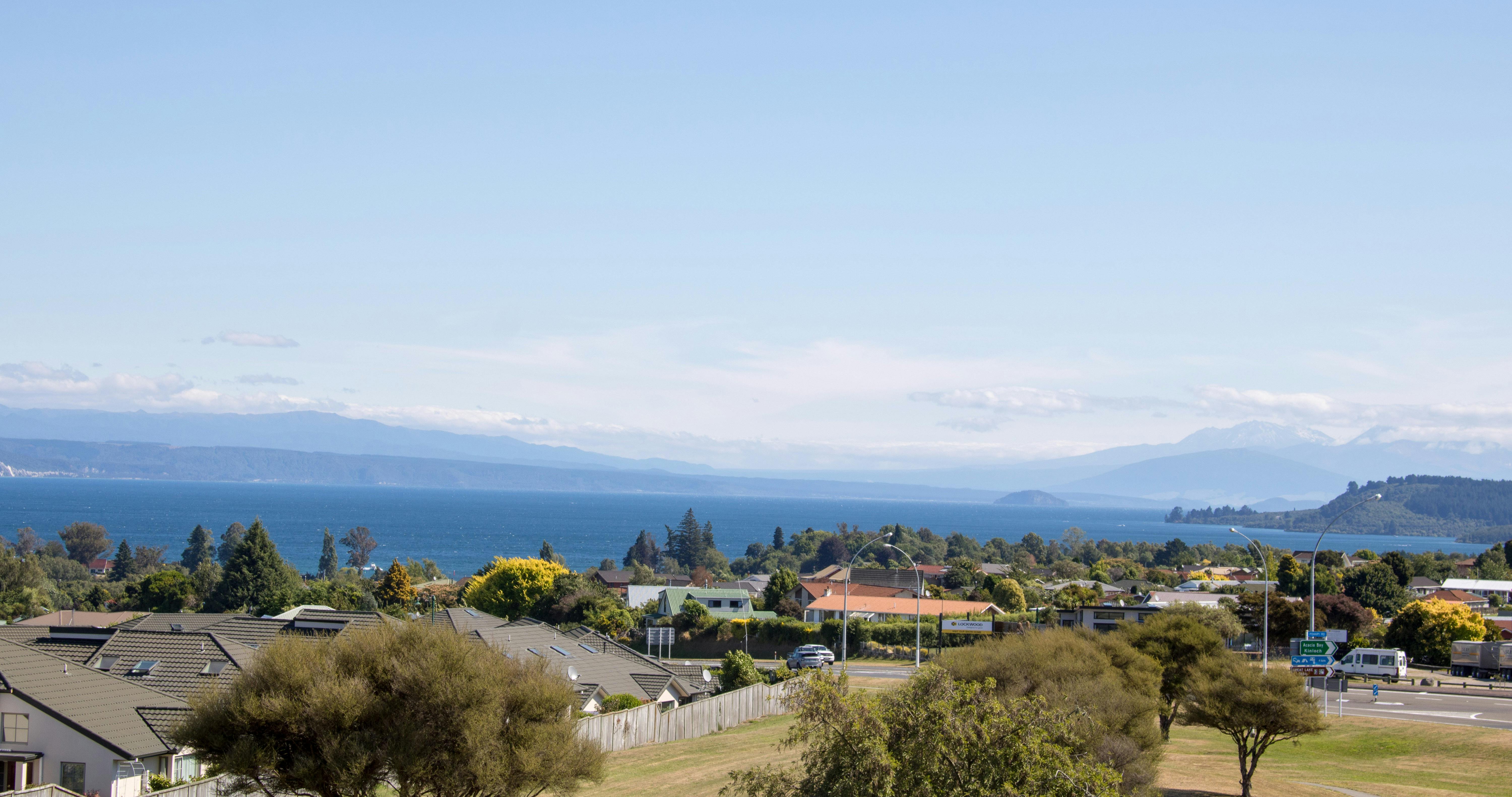 lake taupo