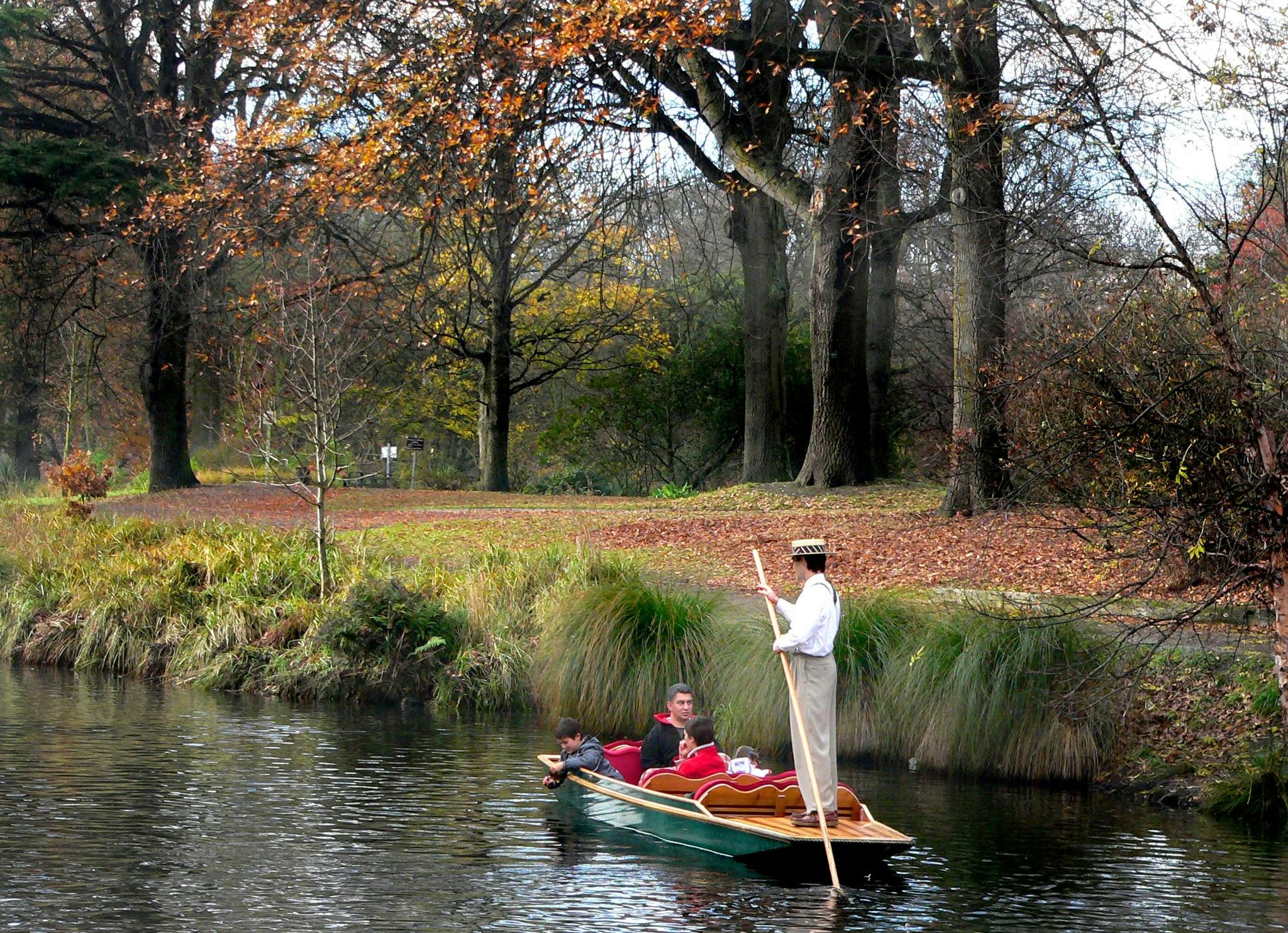 christchurch things to do punting