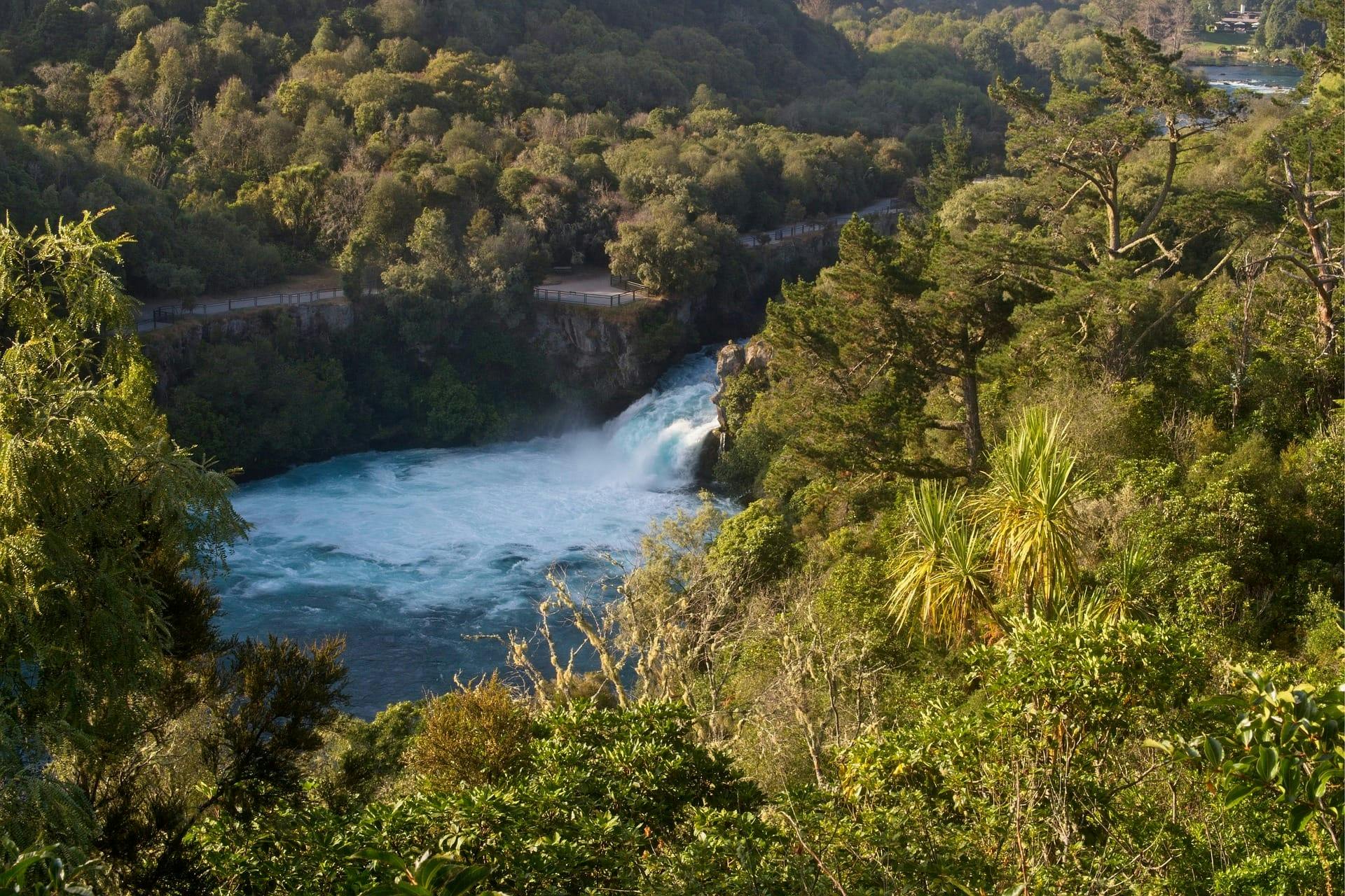 huka falls