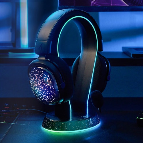 black headphones that sparkle