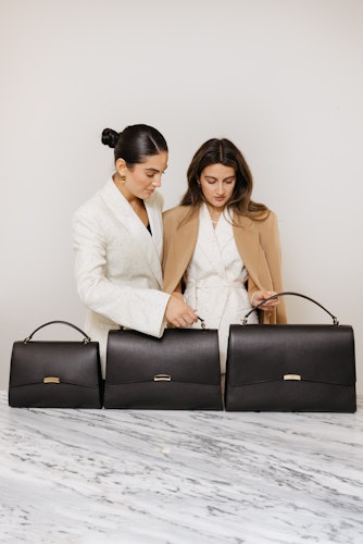 de to BY BANOO-grundere og nogle tasker