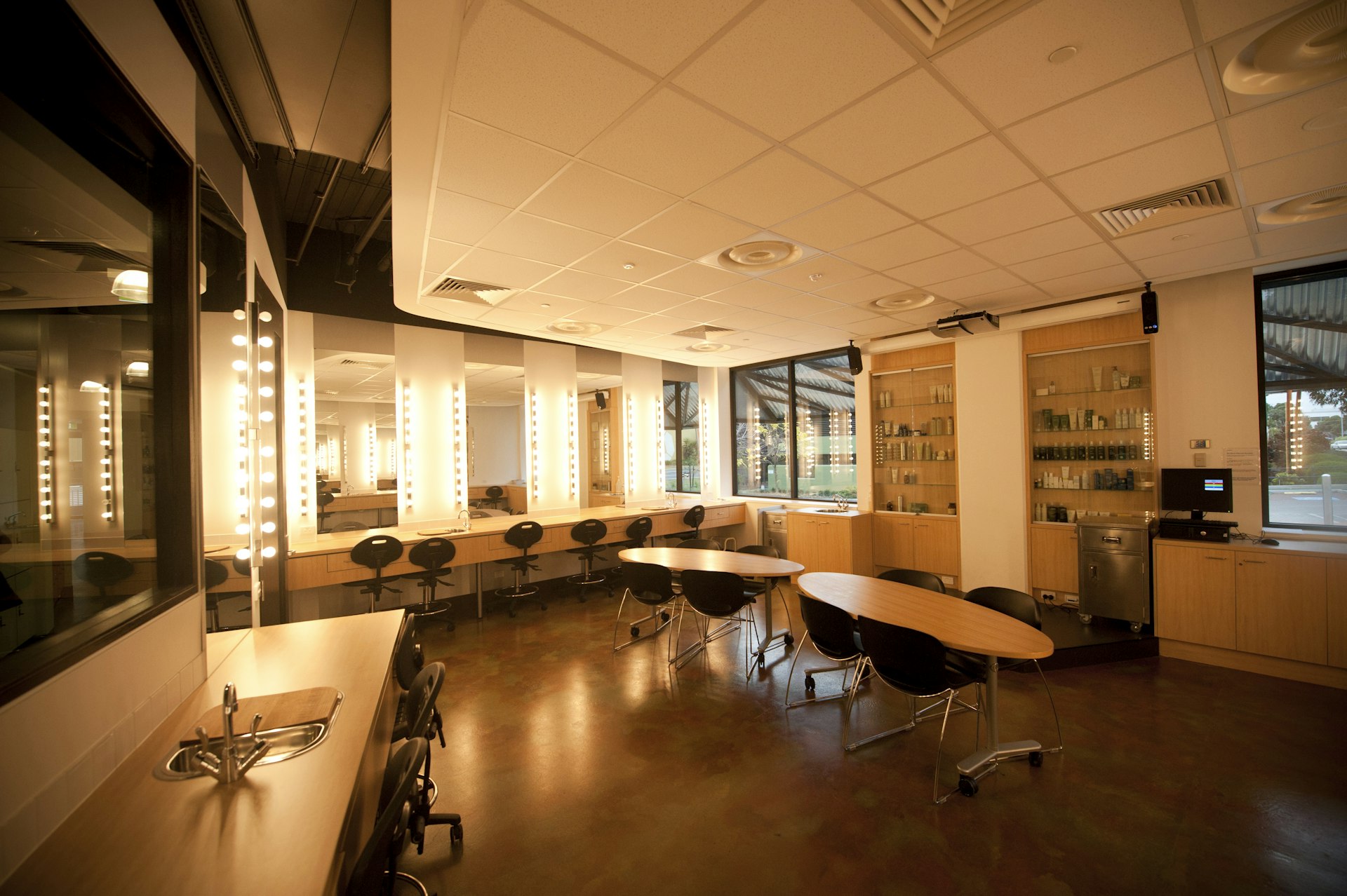 Hair & Beauty Salon Hairdressing Courses Box Hill Institute Box