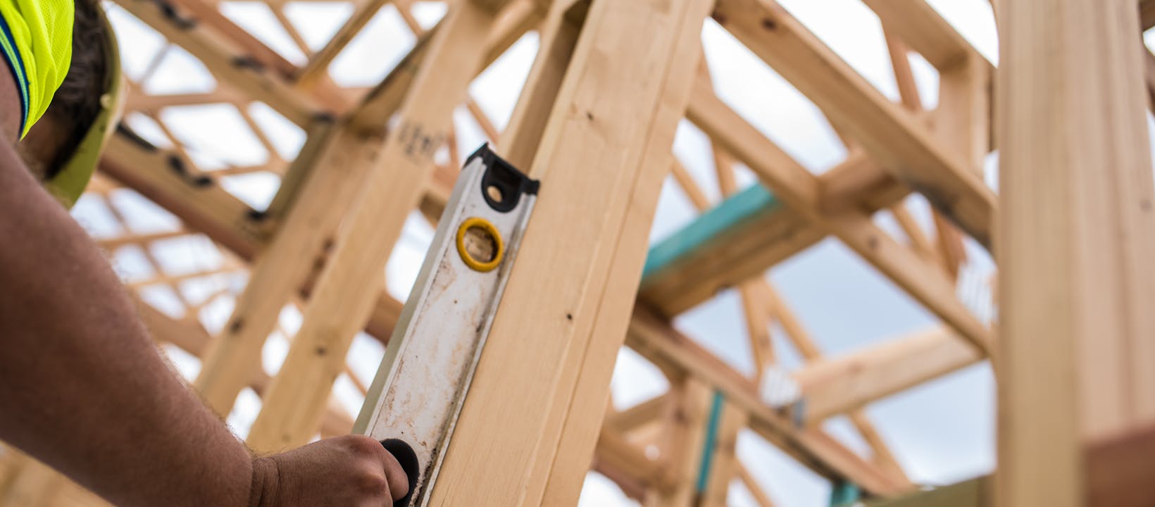 How To Work As A Carpenter In Australia