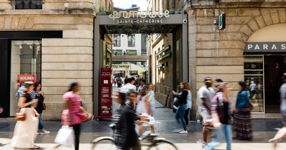 Promenade Sainte Catherine, shopping, architecture