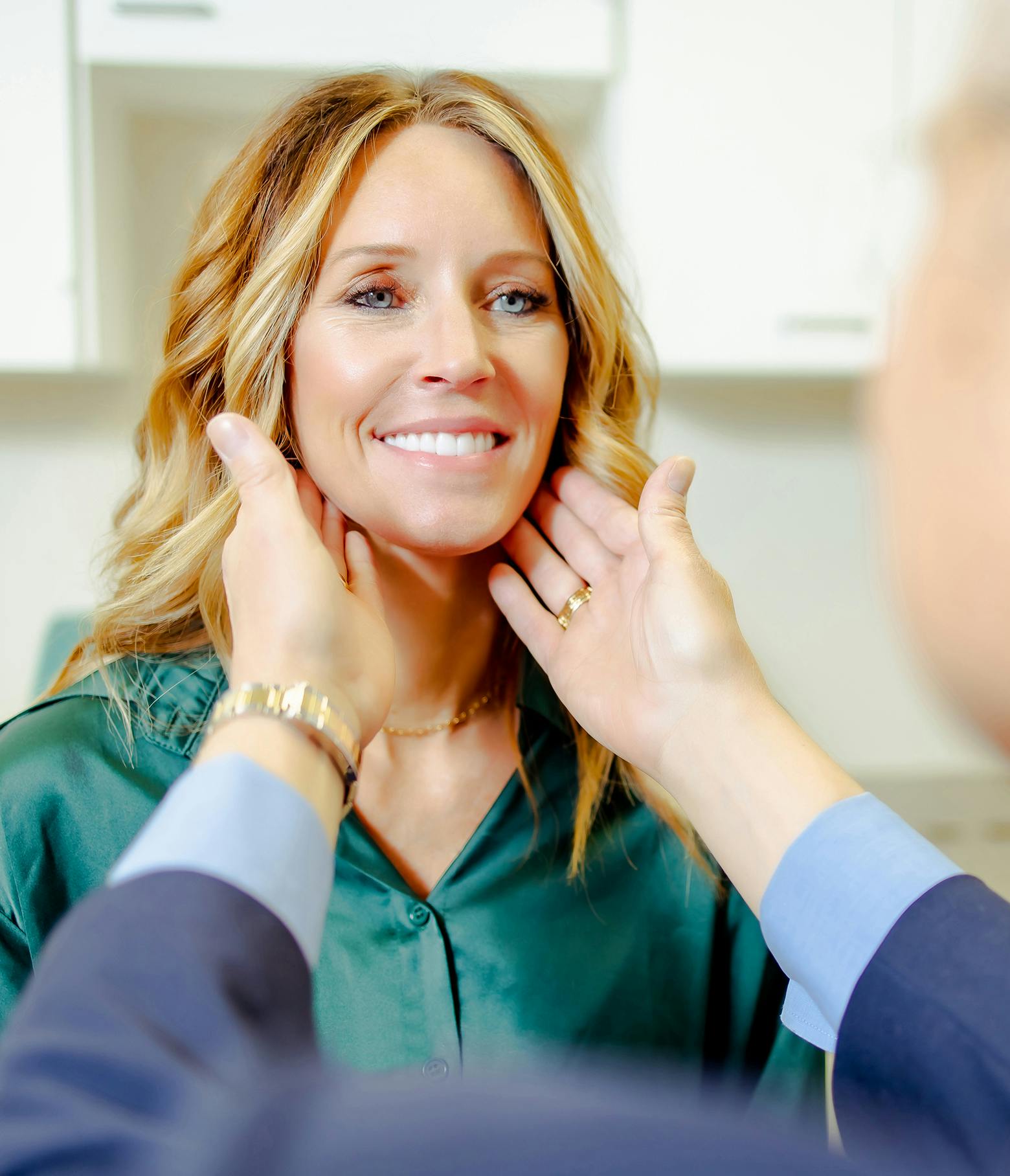 Dr. Pruitt Examing Patient's Face