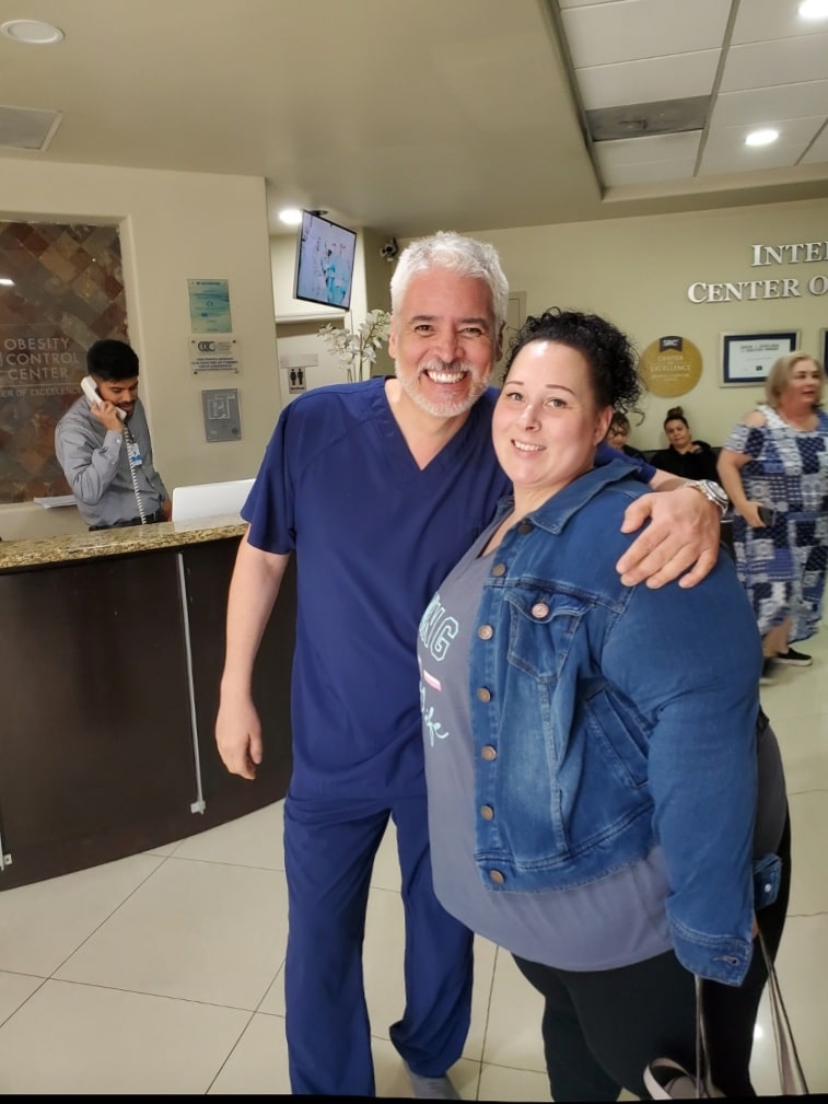 Dr. Ortiz with a weight loss surgery patient in Tijuana, MX