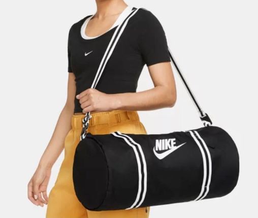bolsa de ombro preta nike