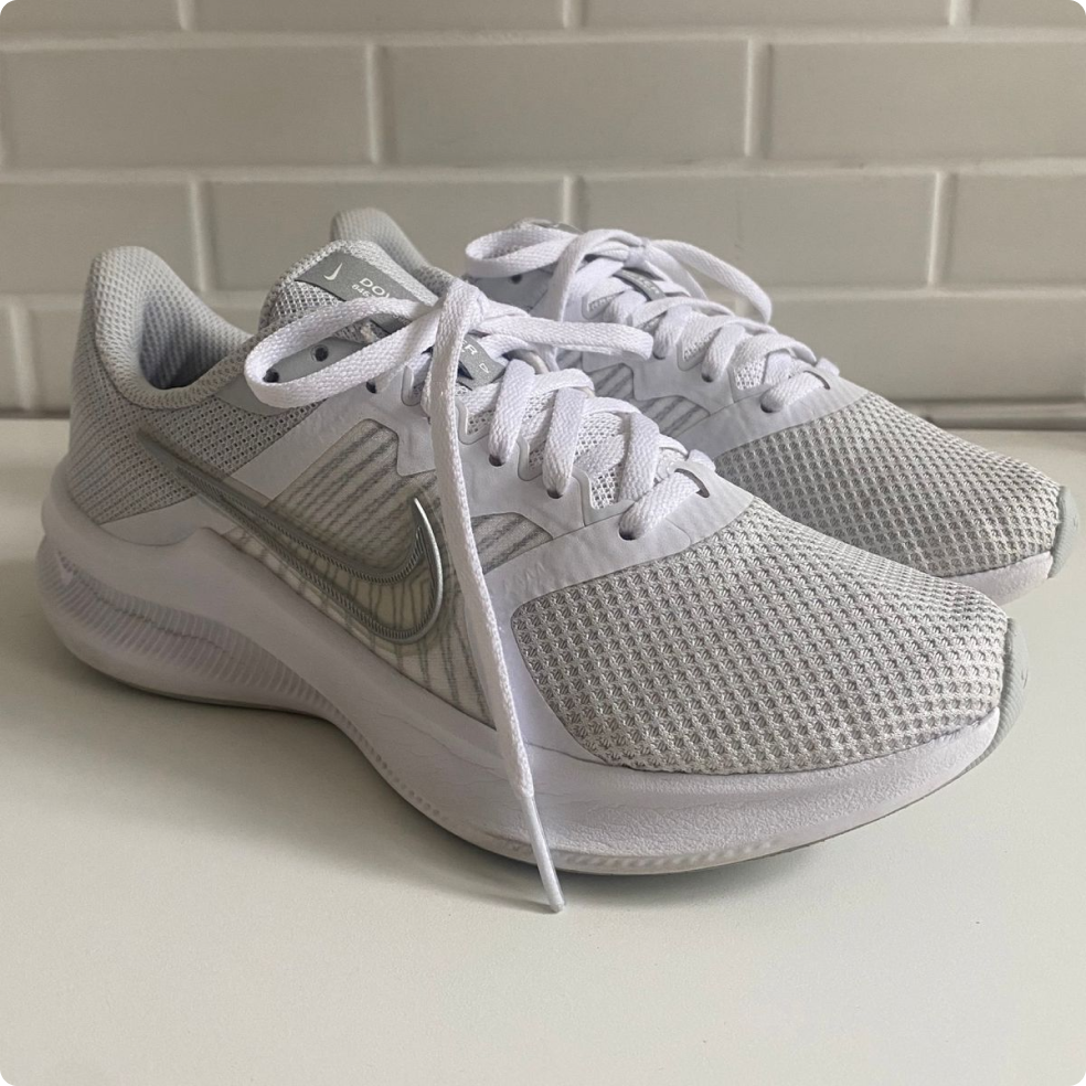 tênis de esporte feminino