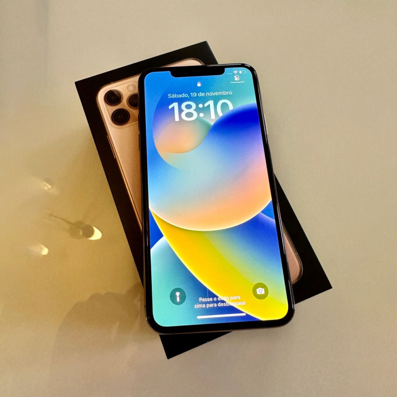 imagem traz foto de um celular