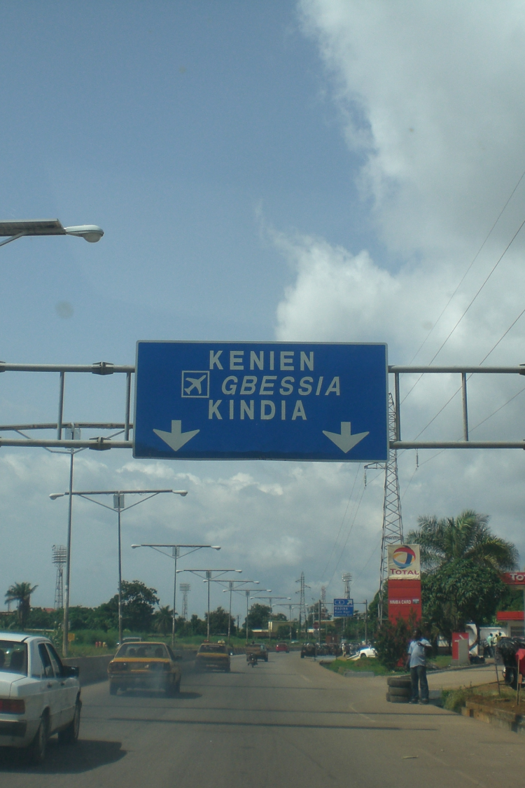 Route Principale de Conakry vers l'Aéroport!