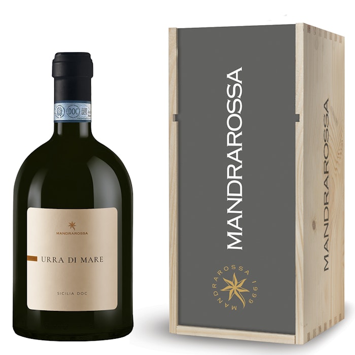 https://www.datocms-assets.com/70630/1665651770-magnum-urra-di-mare-cassetta-legno.jpg?auto=format&h=700