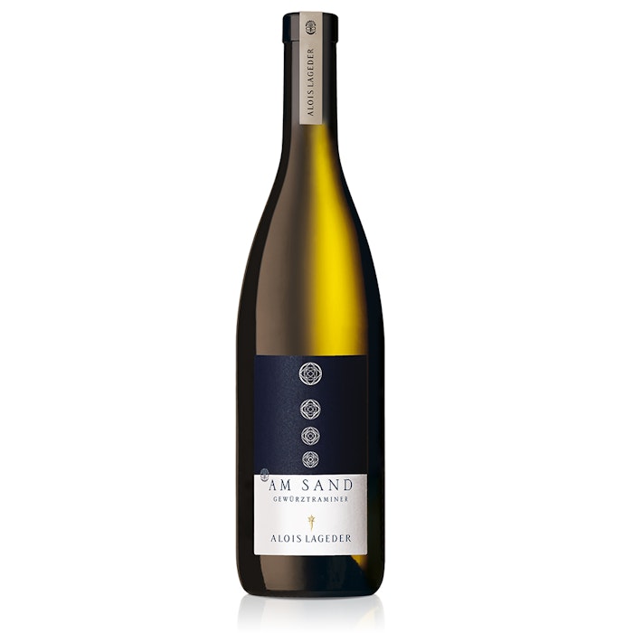 https://www.datocms-assets.com/70631/1655912318-2020-am-sand-gewuerztraminer.jpg?auto=format&h=700
