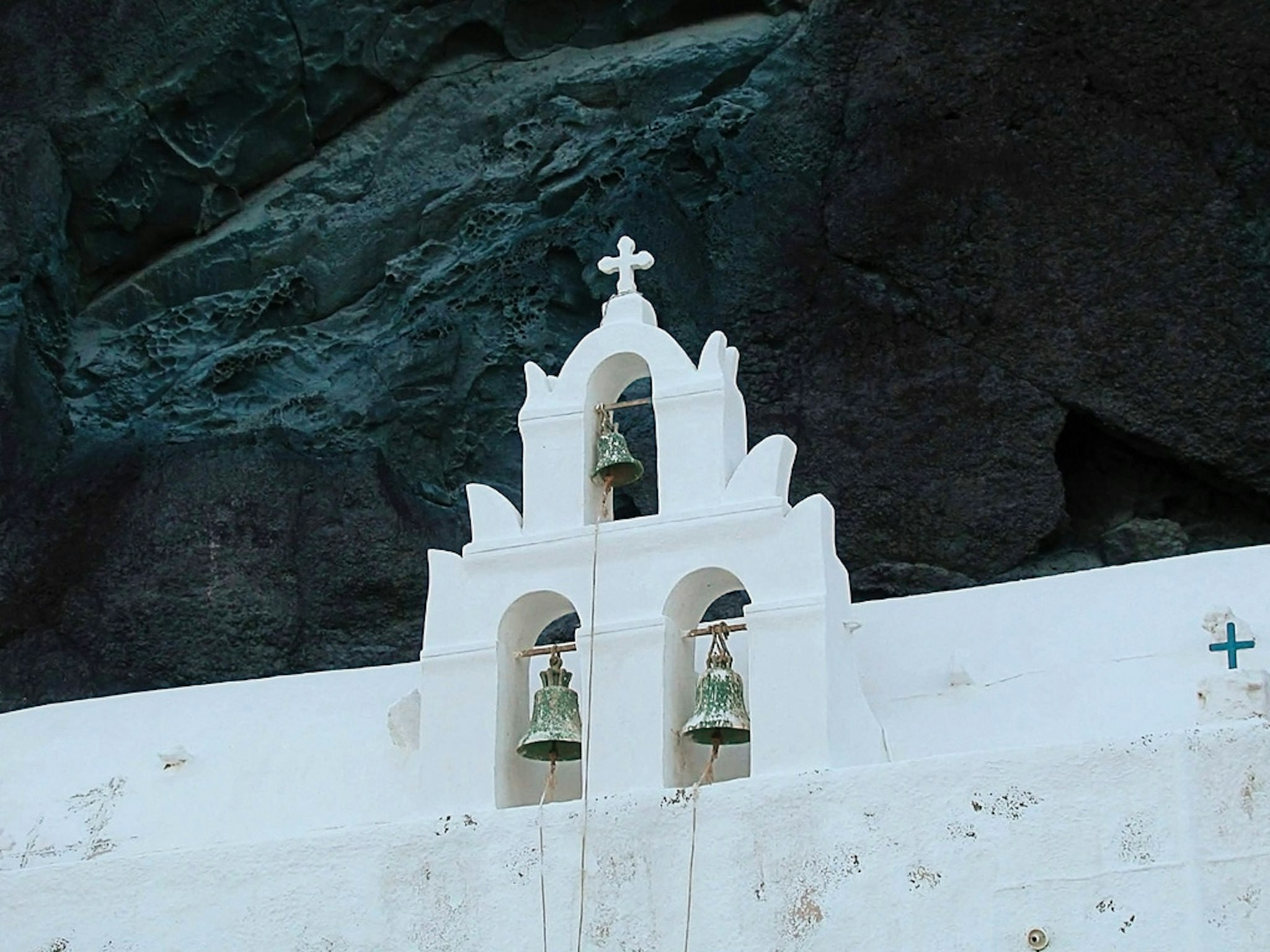 Santorini's bells