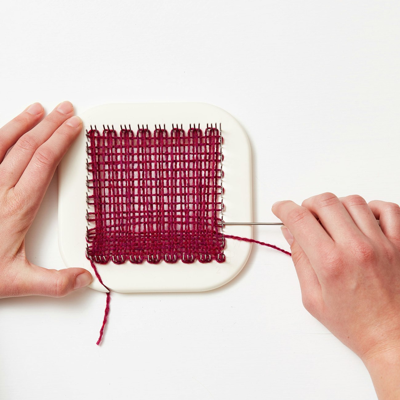 How to Weave a Square on a Pin Loom! 