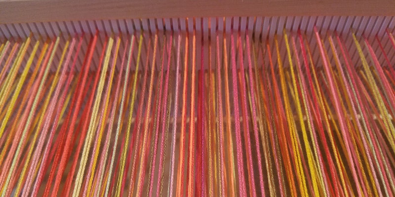 em_thread_warp_in_heddle_800_x_400