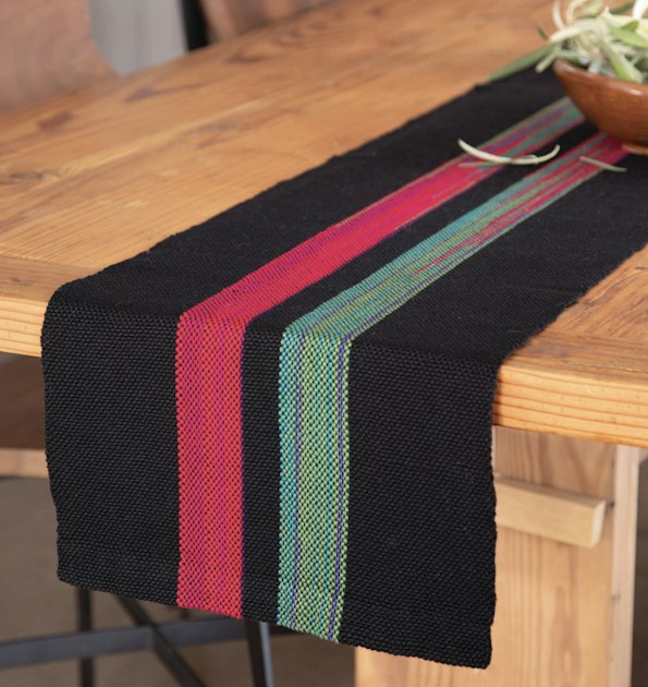 Tunas in the Night Table Runner | Little Looms Library