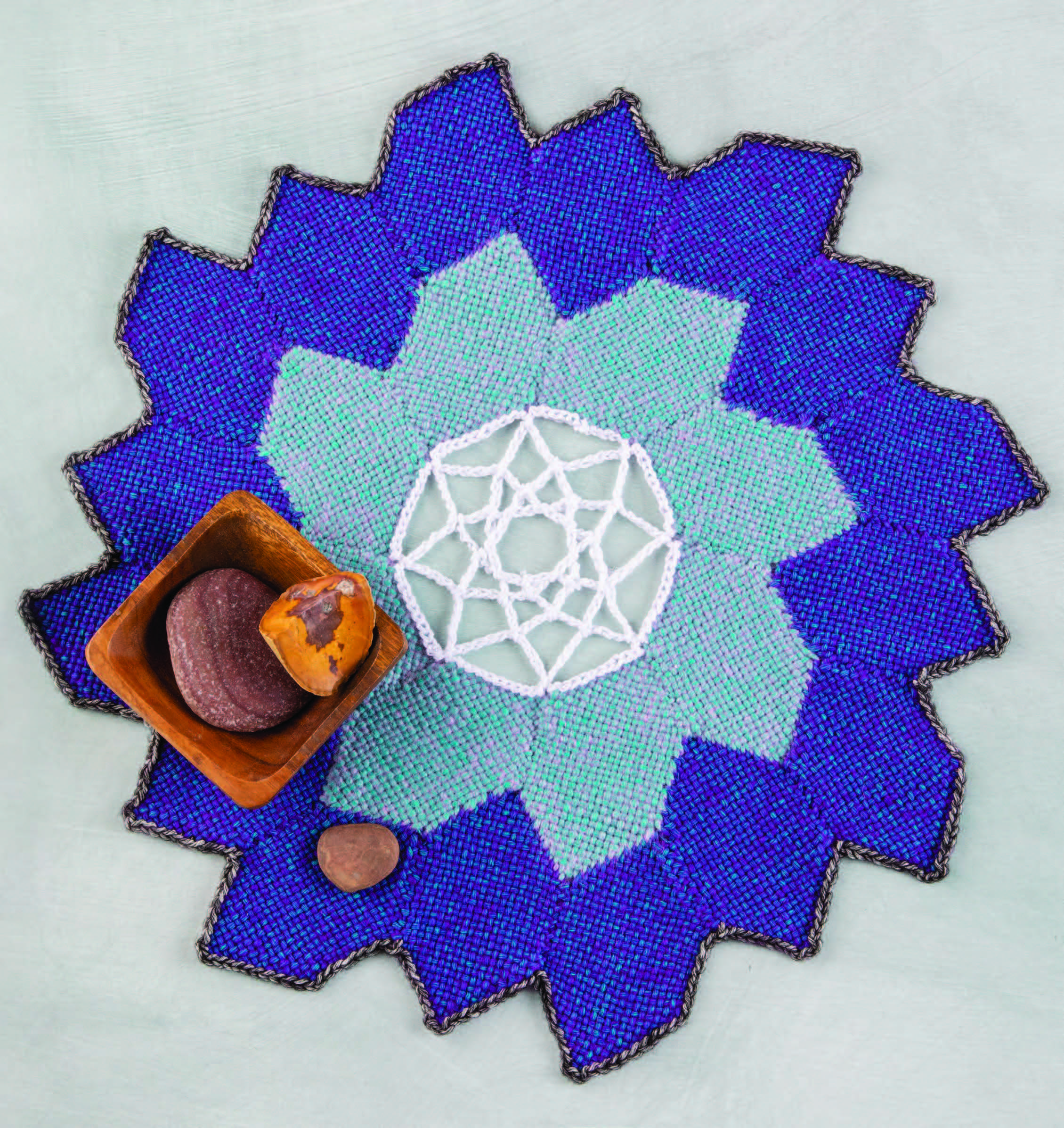 Geode Table Topper Image
