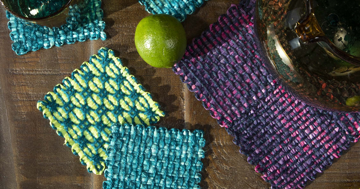 Interface Raffia Loom Weaving with Raffia: Patio Party Mats | Little Looms