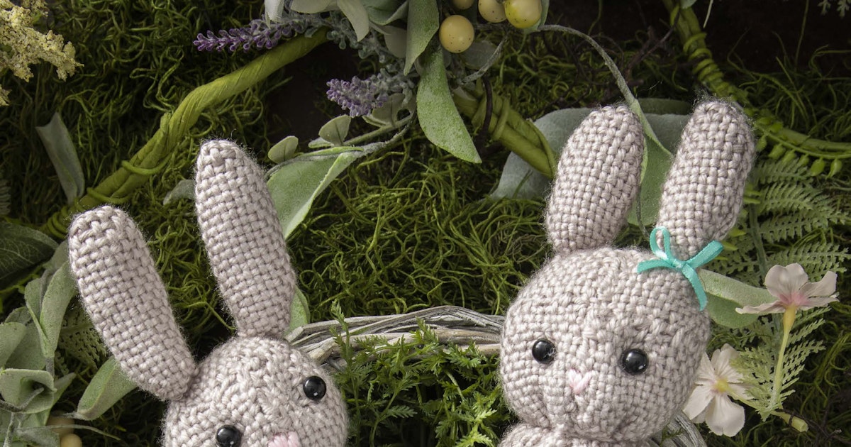 Bunny Buddies (Pin Loom Rabbits) | Little Looms Library