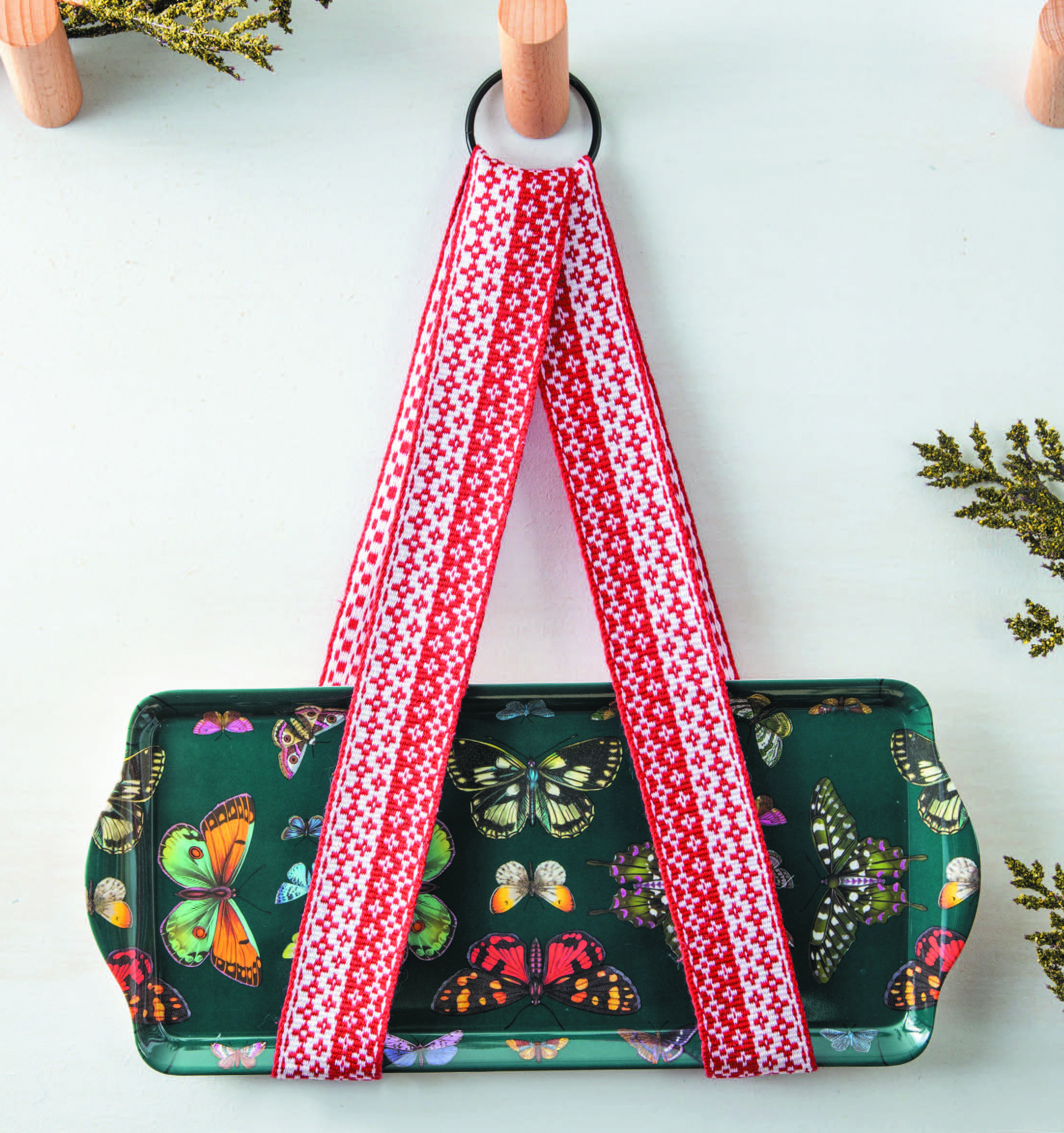 Cottage Wall Platter Hanger Image