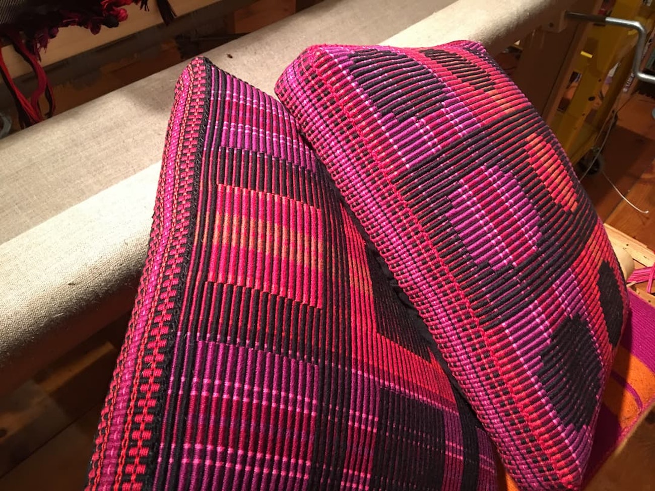 Inkle on the Fly: Tips for Easy Inkle Weaving | Little Looms