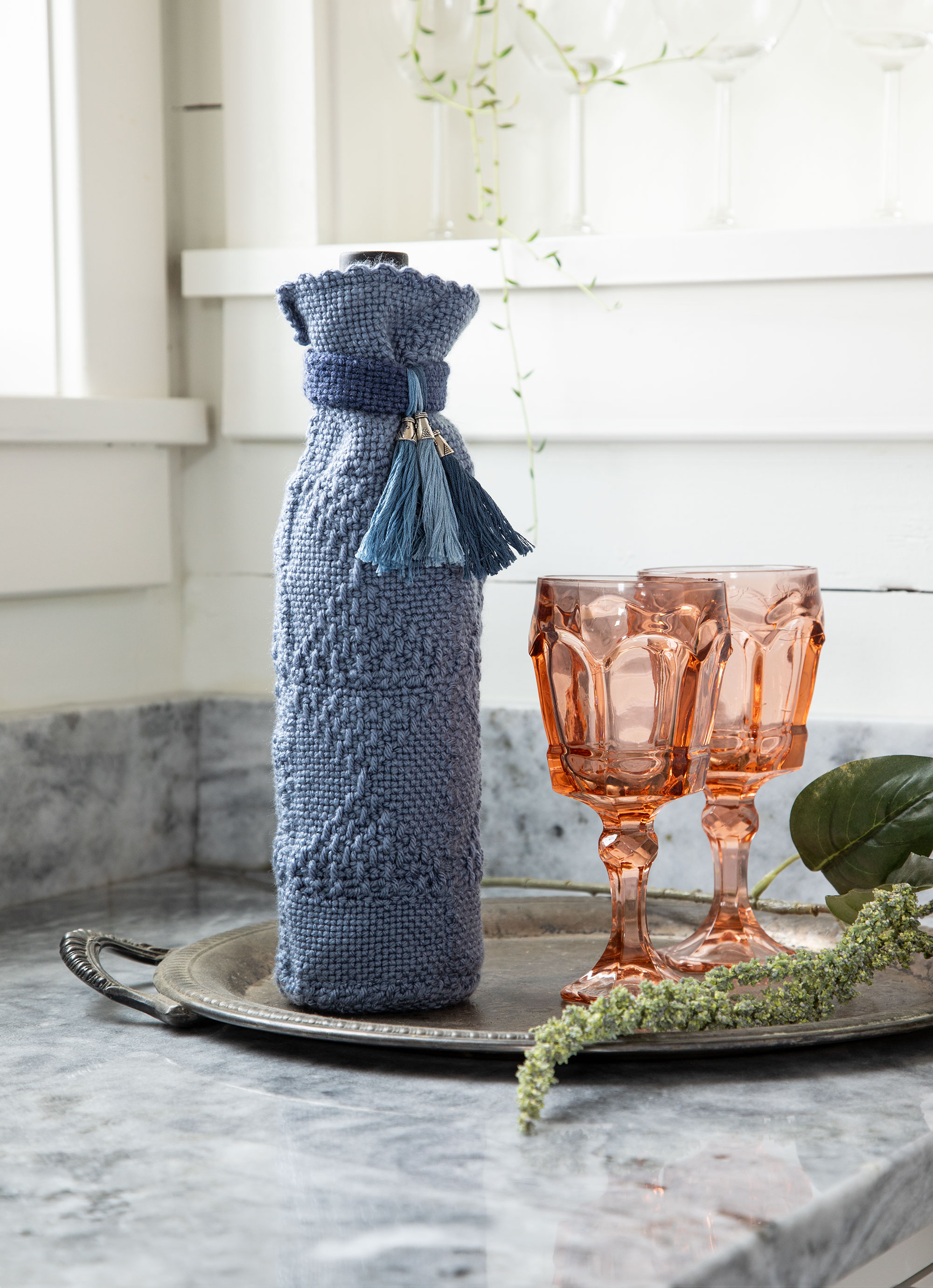 Tasseled Mead Cozy Image