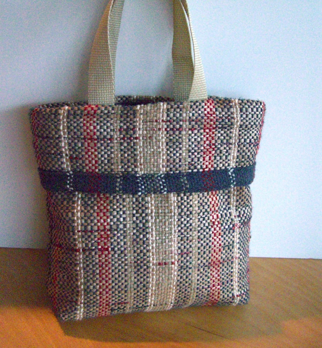 A Dressed-Up Recycled Bag Image