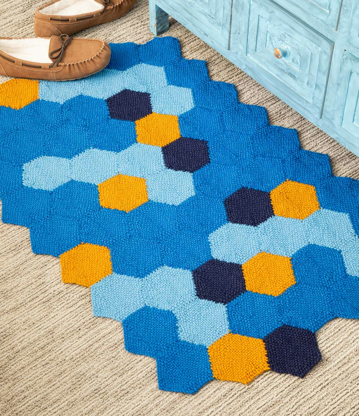 George Gershwin’s Rhapsody in Blue, a key part of the Jazz Age, provided designer Gabi van Tassell the inspiration for her bold and beautiful rug.