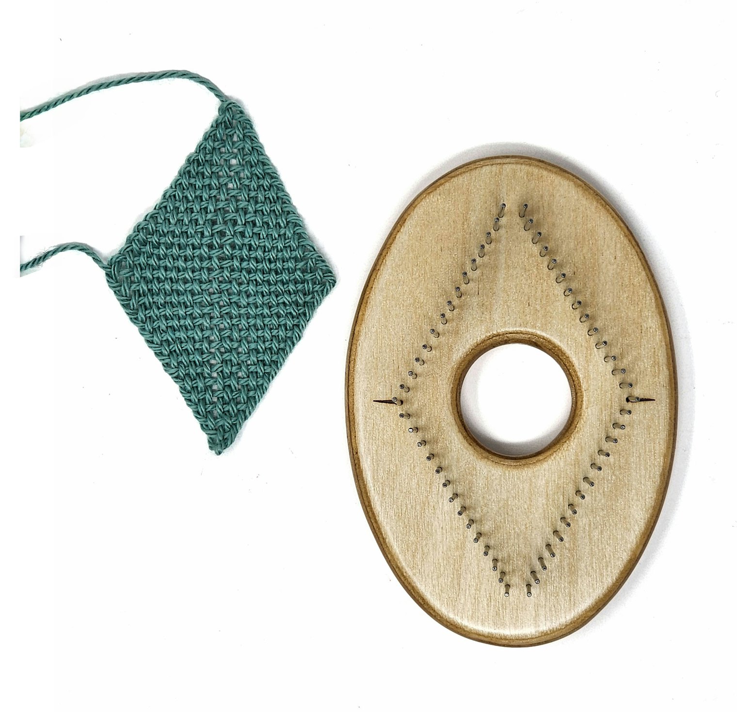 Diamonds are a fun shape to play with. You can join them together to create stars or mix and match them with other pin-loom–woven shapes in a single design. Photo by Gabi van Tassell