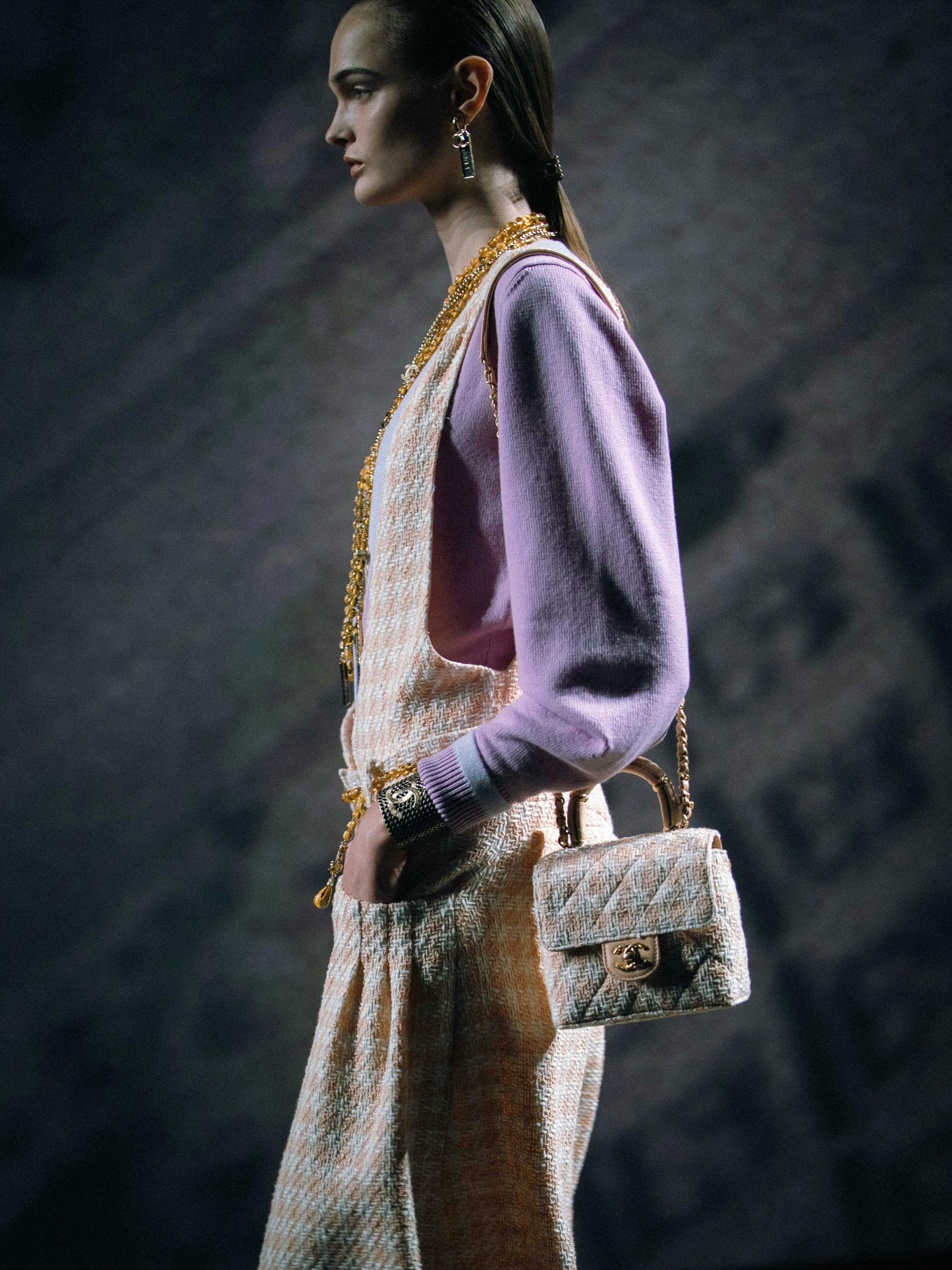 Chanel: all the accessories for spring 2023