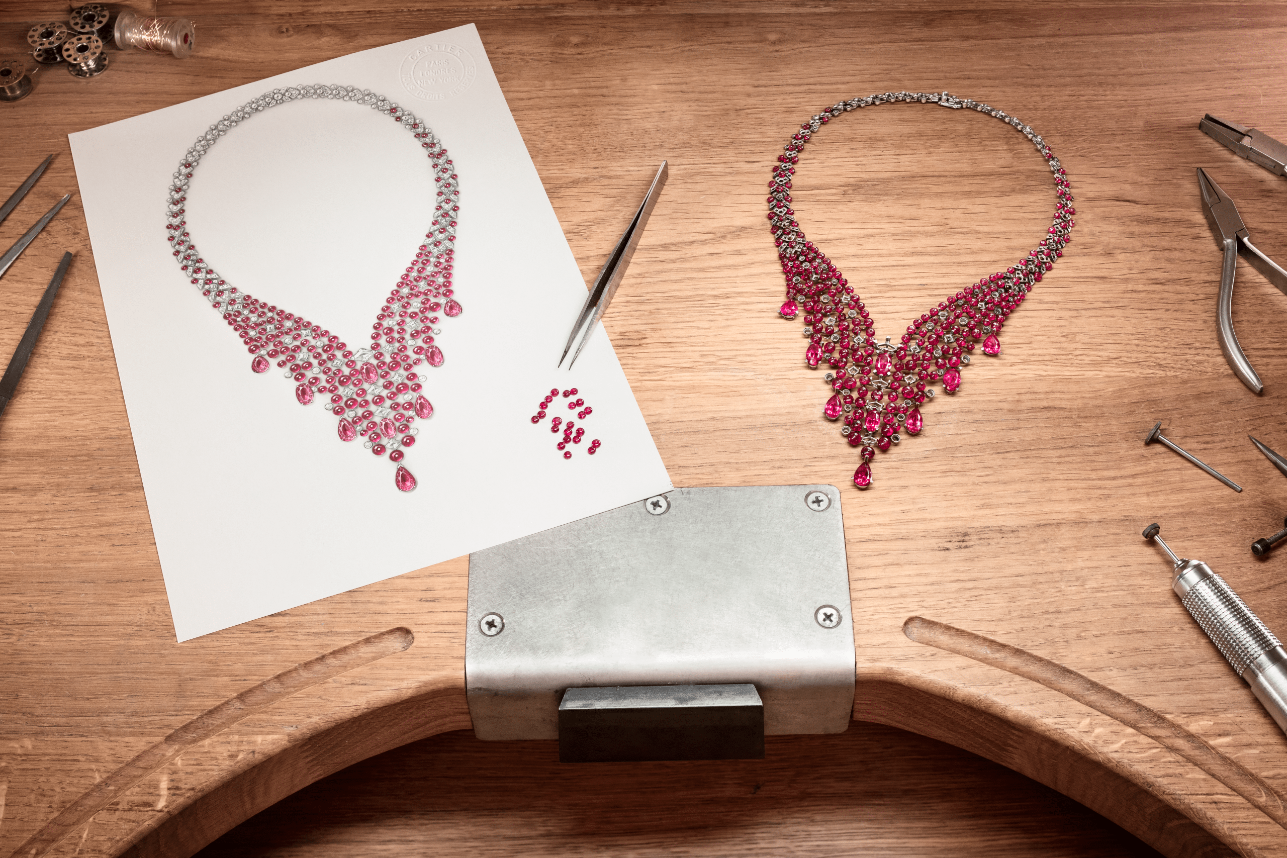 Chi tiết với hơn 82 louis vuitton high jewelry pink sapphire mới nhất   trieuson5