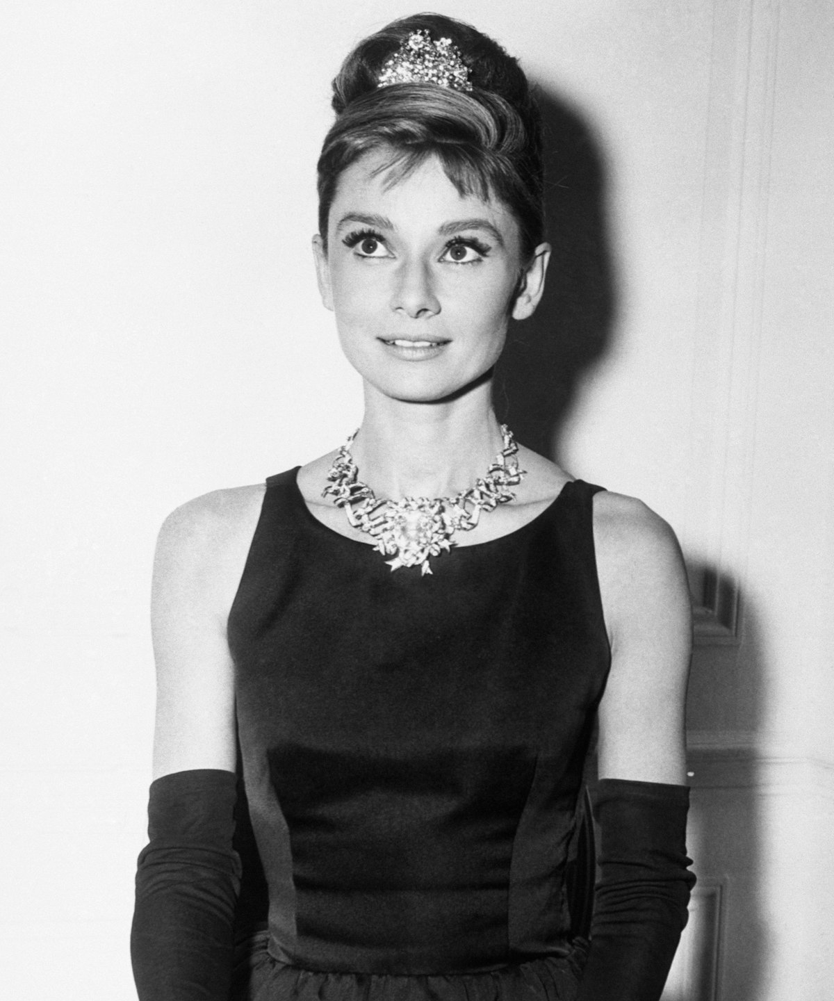 Audrey Hepburn with Black Riviera bag
