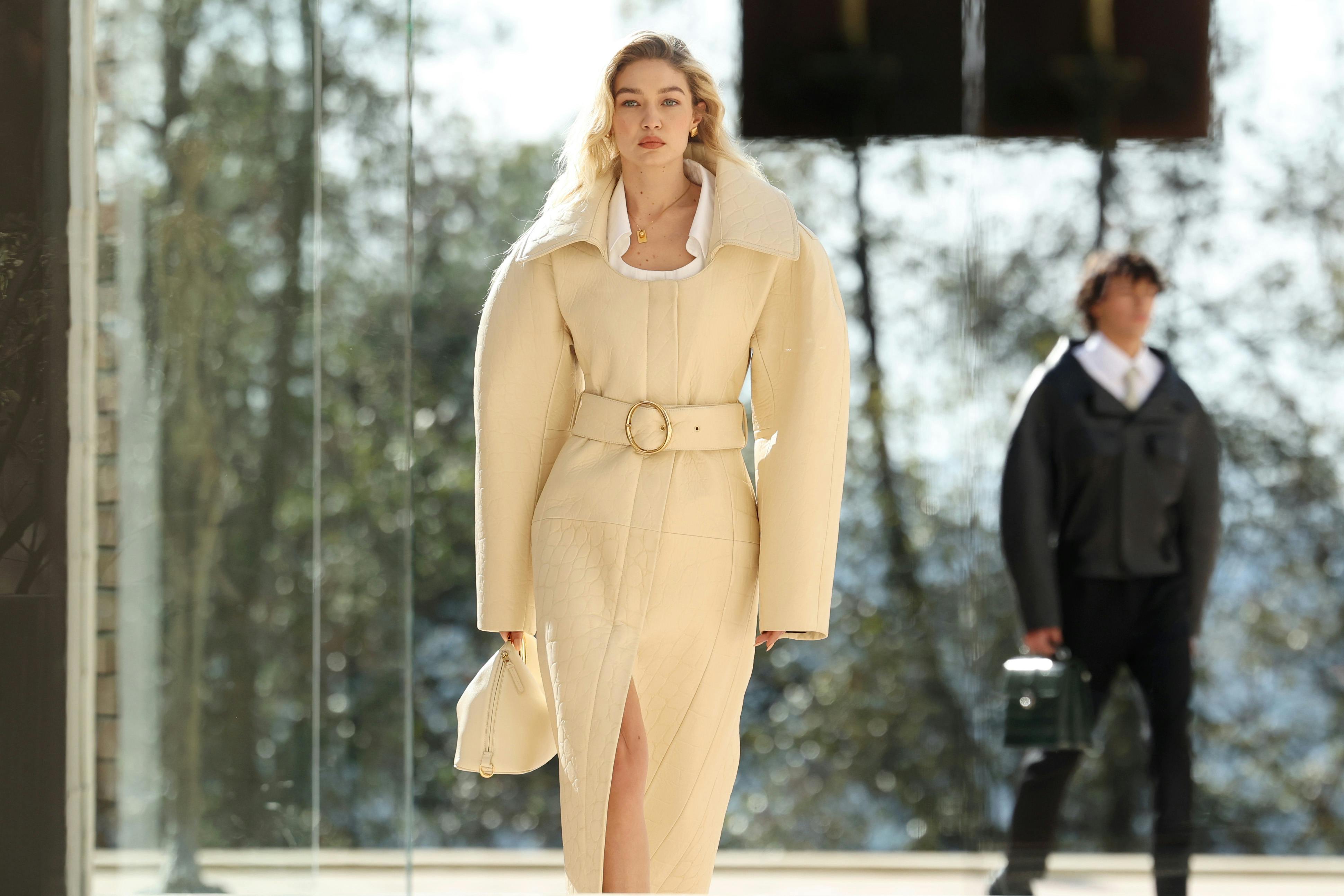 Jacquemus "Les Sculptures", the spring summer 2024 fashion show
