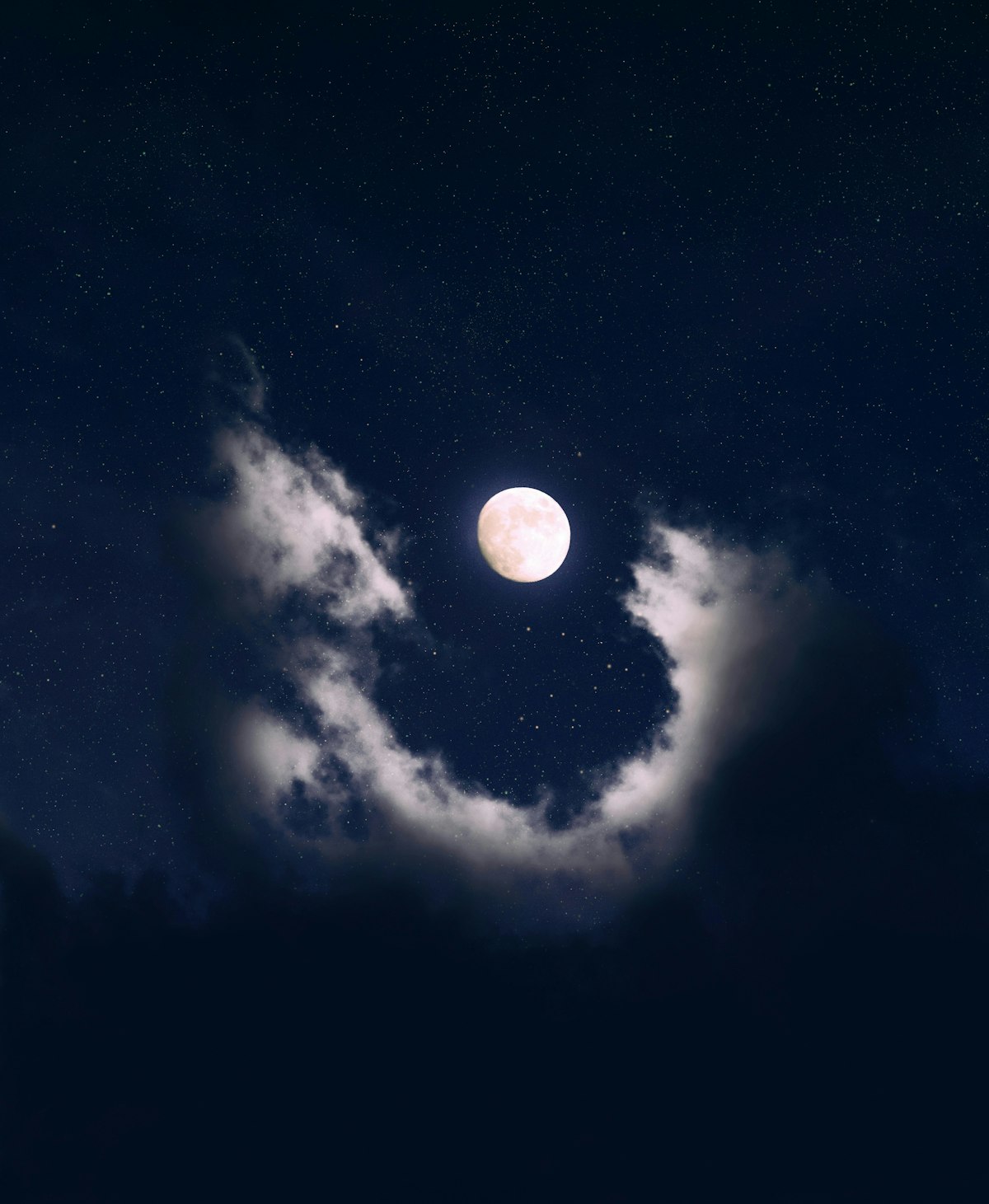 The Significance of the Aquarius Full Moon on August 19th, 2024