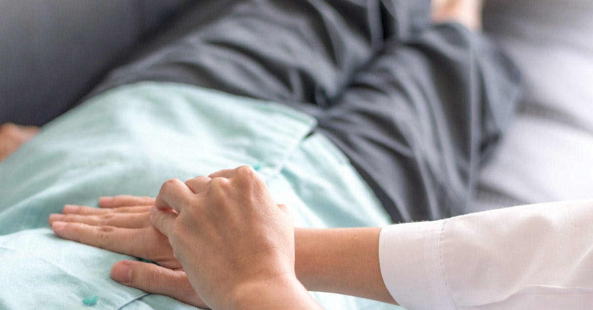 Gut health nutritionist with patient