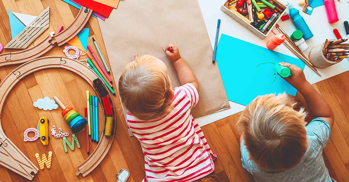 kids draw on the floor