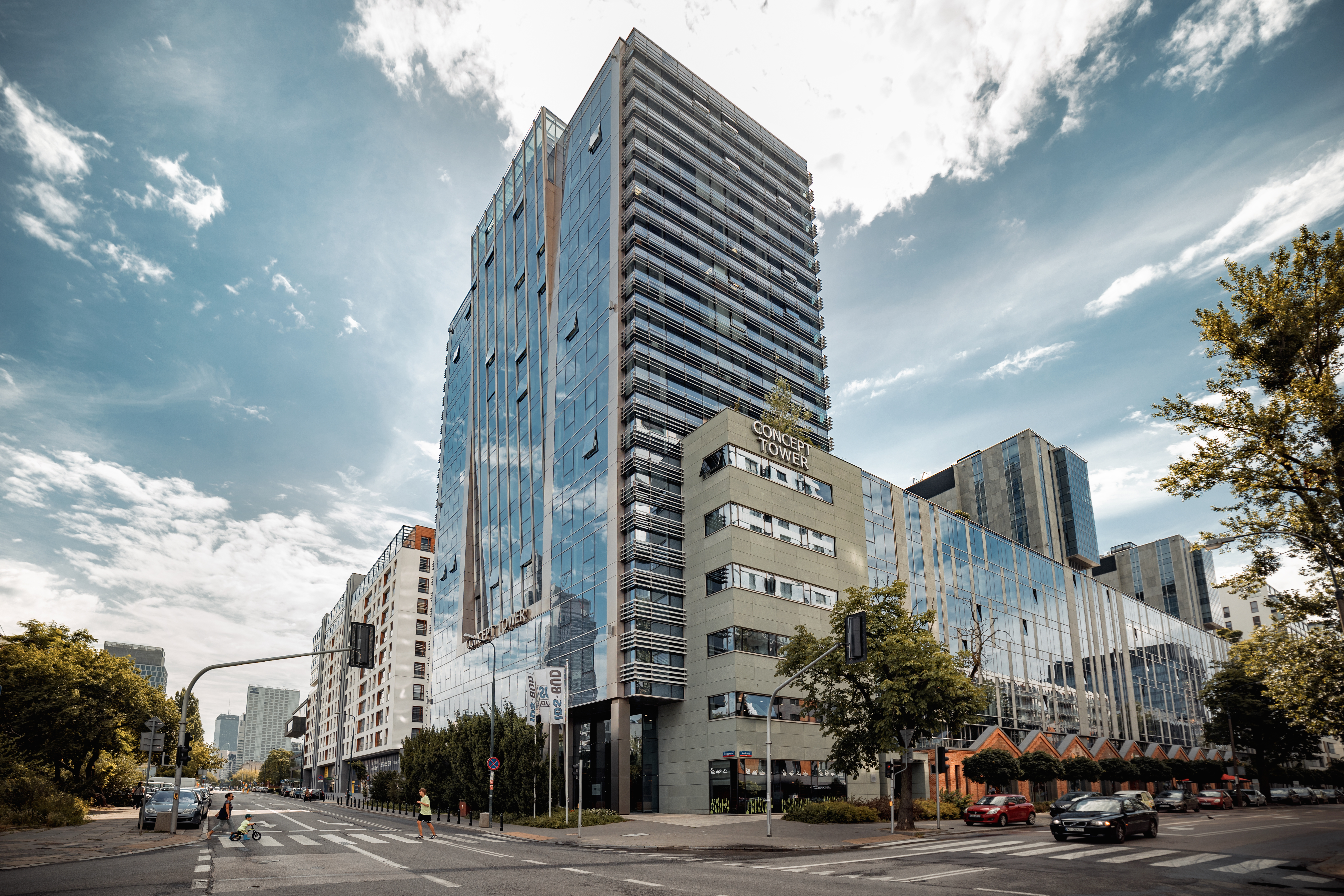 WOOD & Company expands portfolio to 15 buildings with purchase of another Warsaw office building