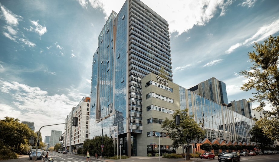 WOOD & Company expands portfolio to 15 buildings with purchase of another Warsaw office building