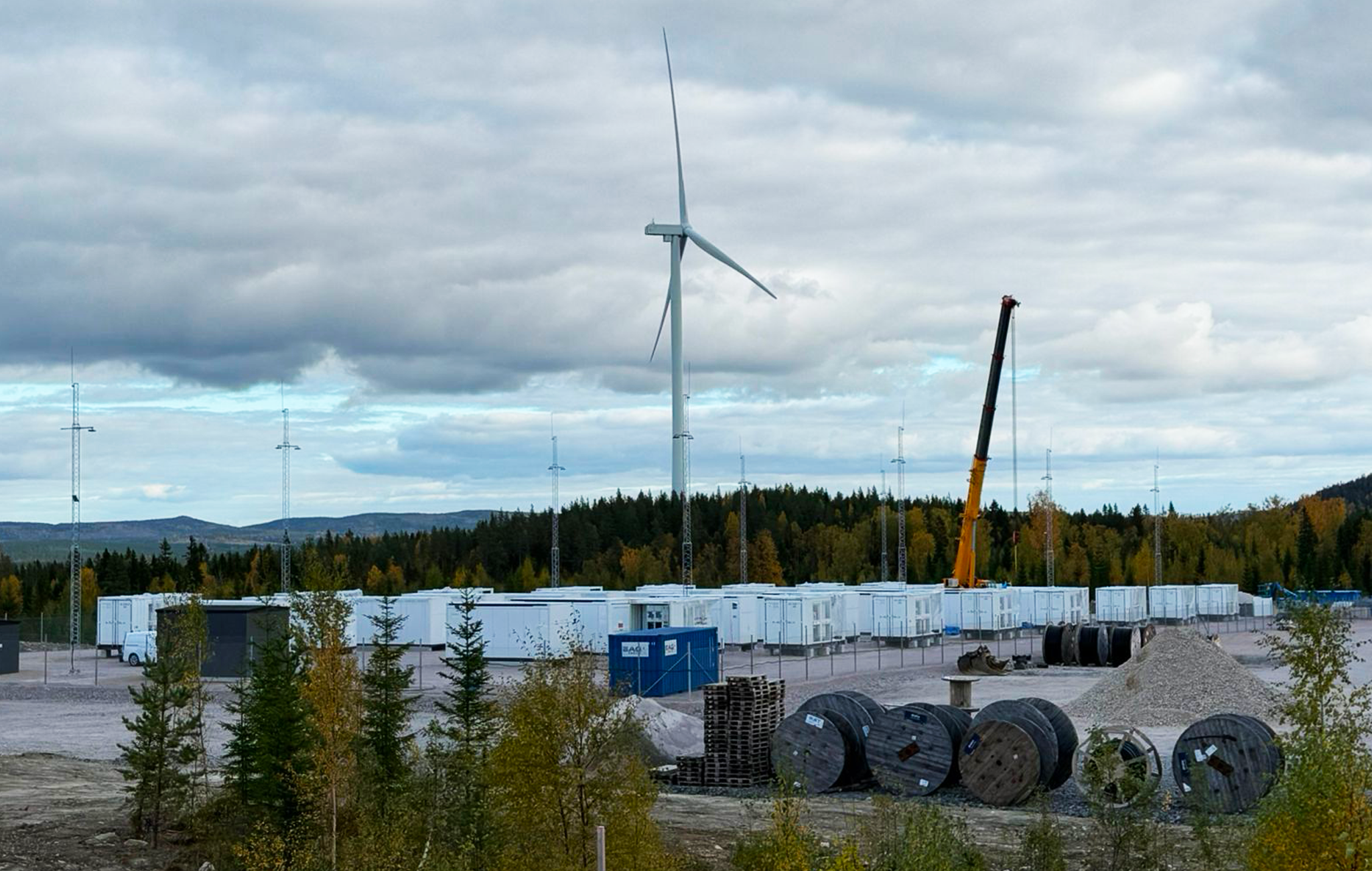 Bateriová úložiště ve Skandinávii jako nová investiční příležitost WOOD & Co. Renewables, úpis potrvá do konce října.