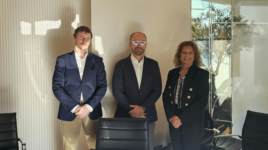 Vitrex Medical Group rozširuje portfólio zdravotníckych pomôcok akvizíciou spoločnosti Herniamesh