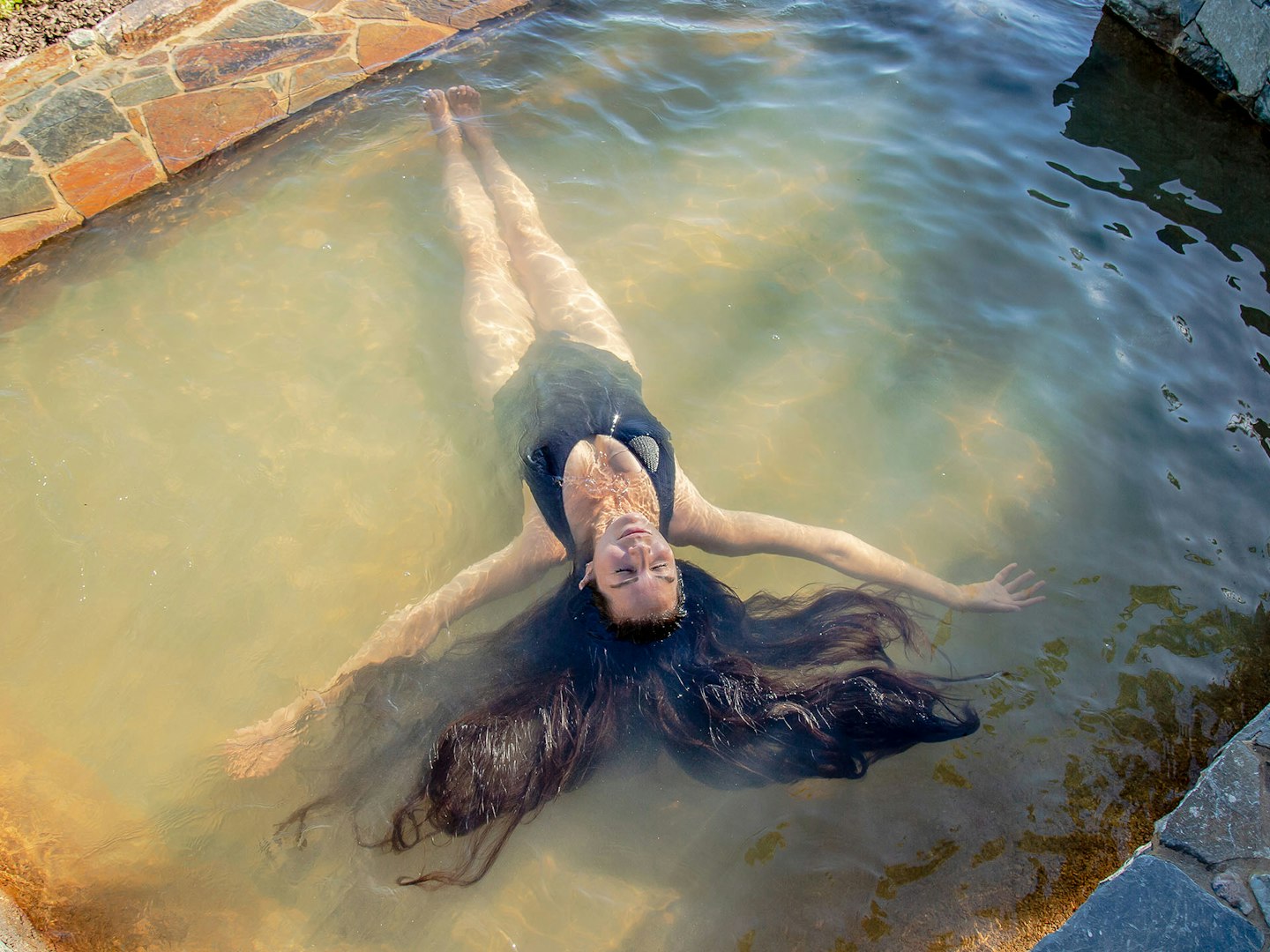 metung hot springs hilltop pool bathing immersion