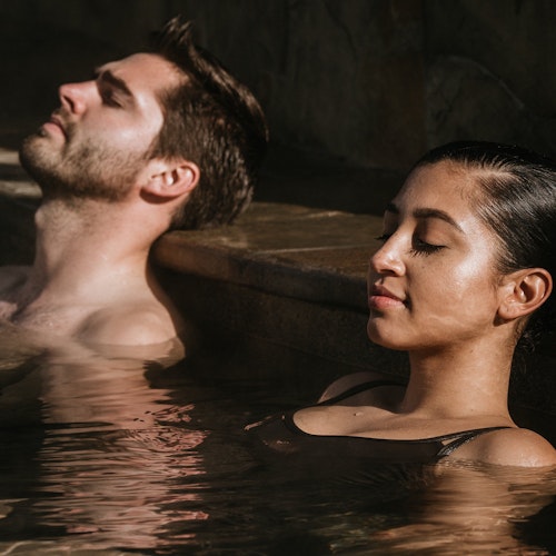 health benefits of geothermal hot springs bathing