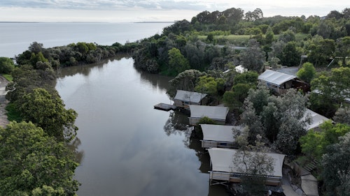 lagoon safari glamping metung hot springs
