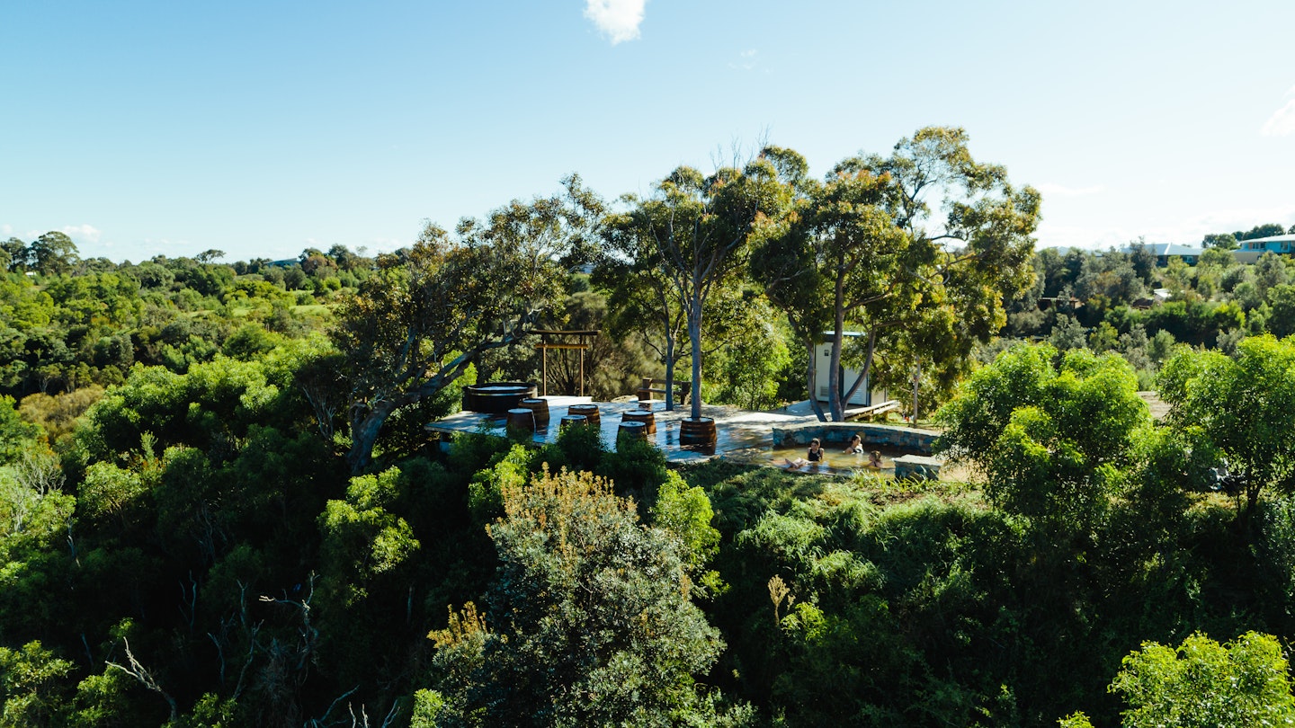 metung hot springs hilltop escarpment renew bathing