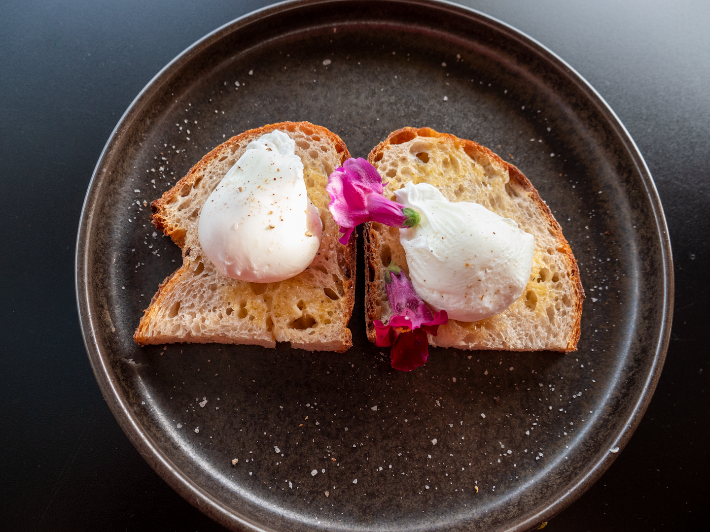 eggs on toast