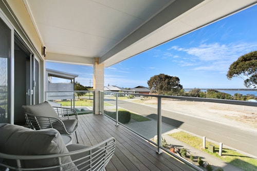 26 plateau avenue balcony
