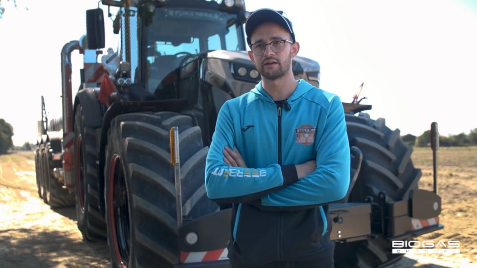 Testing the new Vogelsang UniSpread dribble bar at the Azienda Agricola Il Maialino Rosa: the last frontier for the reduction of emissions in agriculture