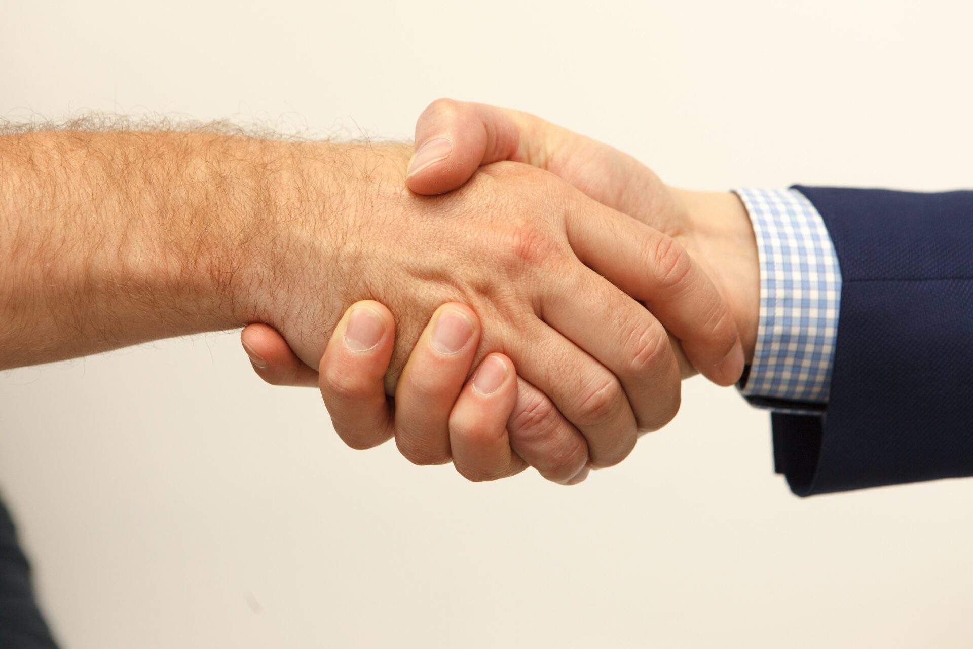 Un accord d’entreprise est un texte négocié et signé entre la direction de l’entreprise et les représentants des salariés.